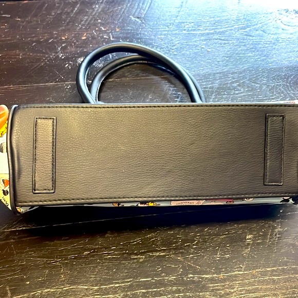 Disney Minnie & Mickey
Mouse Lock & Key Satchel
Purse Handbag Cartoon
Comic Blue - Picture 5 of 10